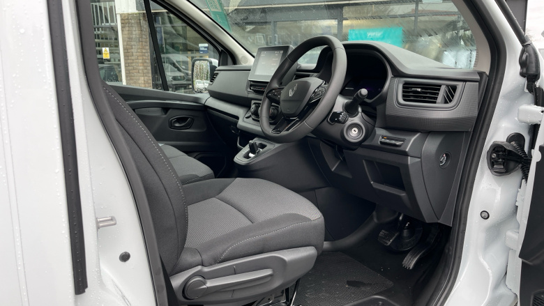 Renault Trafic Swb Diesel SL30 Blue dCi 150 Advance [Safety] Van EAG9